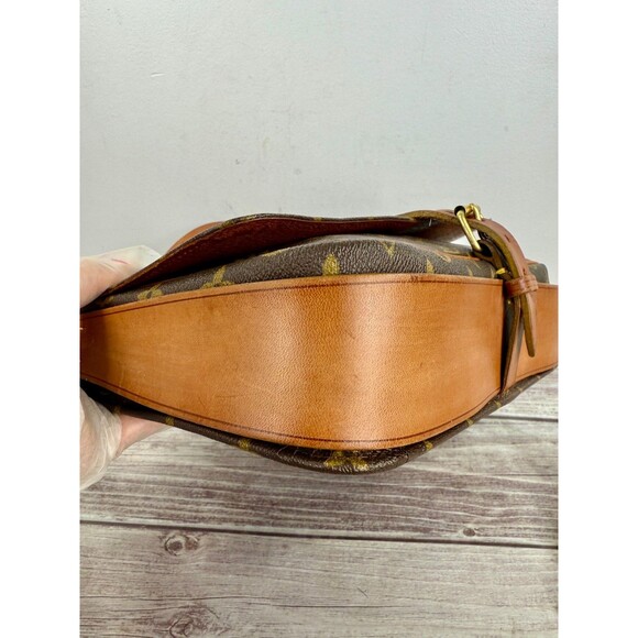 Authentic Louis Vuitton Cartouchiere GM (Large) Monogram Crossbody Bag VINTAGE - Picture 13 of 16